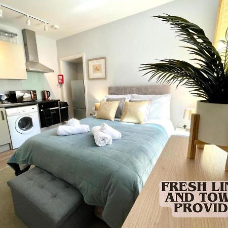 Apartmán Cute And Cosy Studio In A Fantastic Location! Bishops Stortford Bishop's Stortford Exteriér fotografie